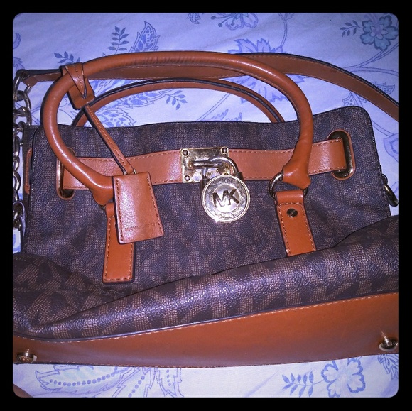 Handbag - Picture 1 of 2